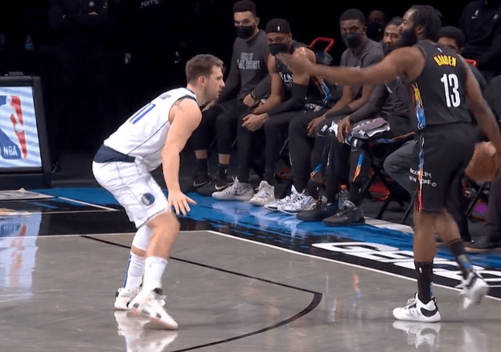 关于波尔图训练开放日，转会期临场应变引欢呼，足总杯在即，医务组通报恢复的信息-开云体育