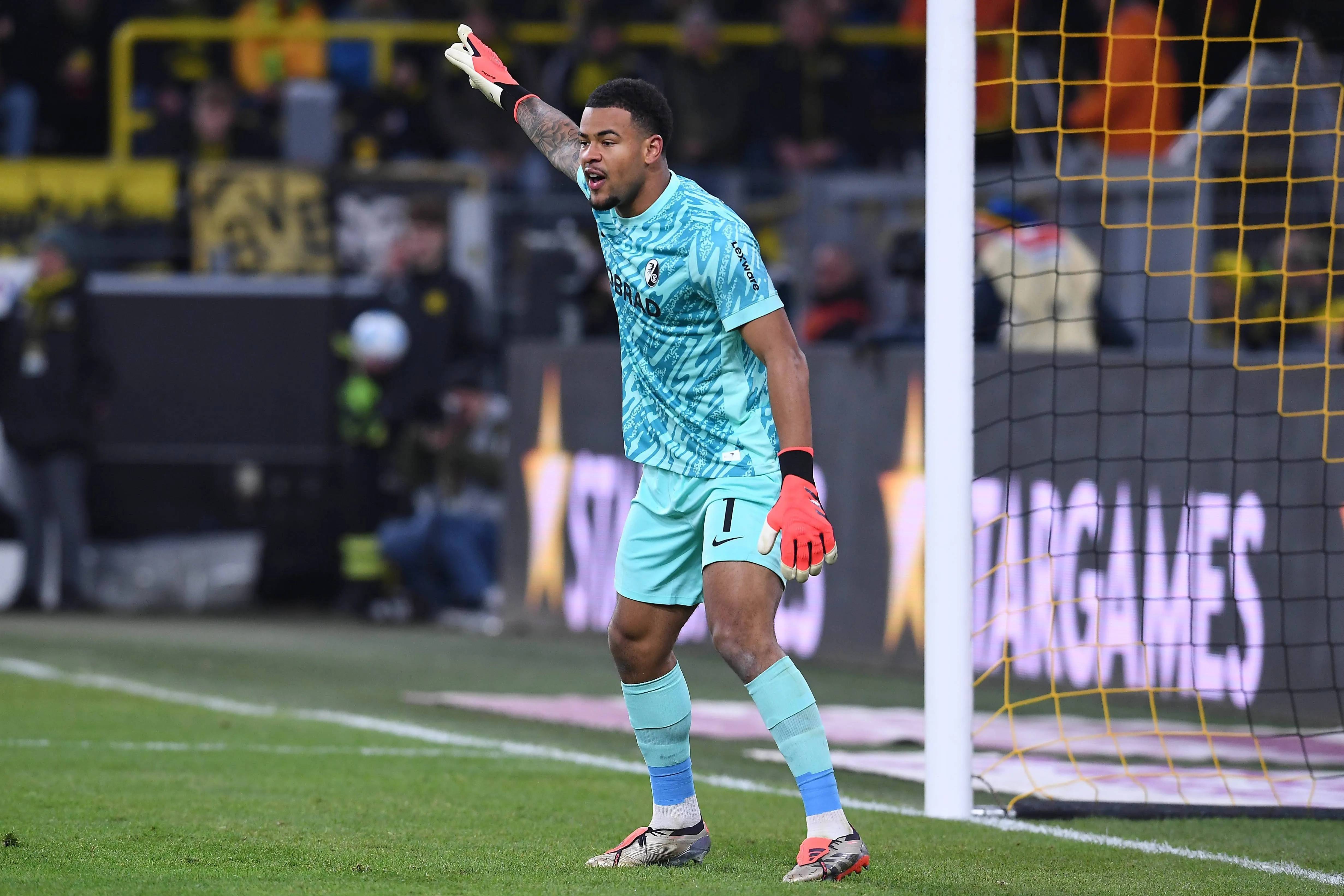 包含集结日尼斯刷新队史纪录——德国杯节点到来，信心回归，数据趋势出现新变化的词条